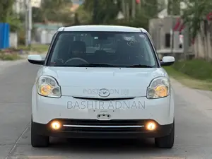 Photo - Mazda Verisa 2013 White