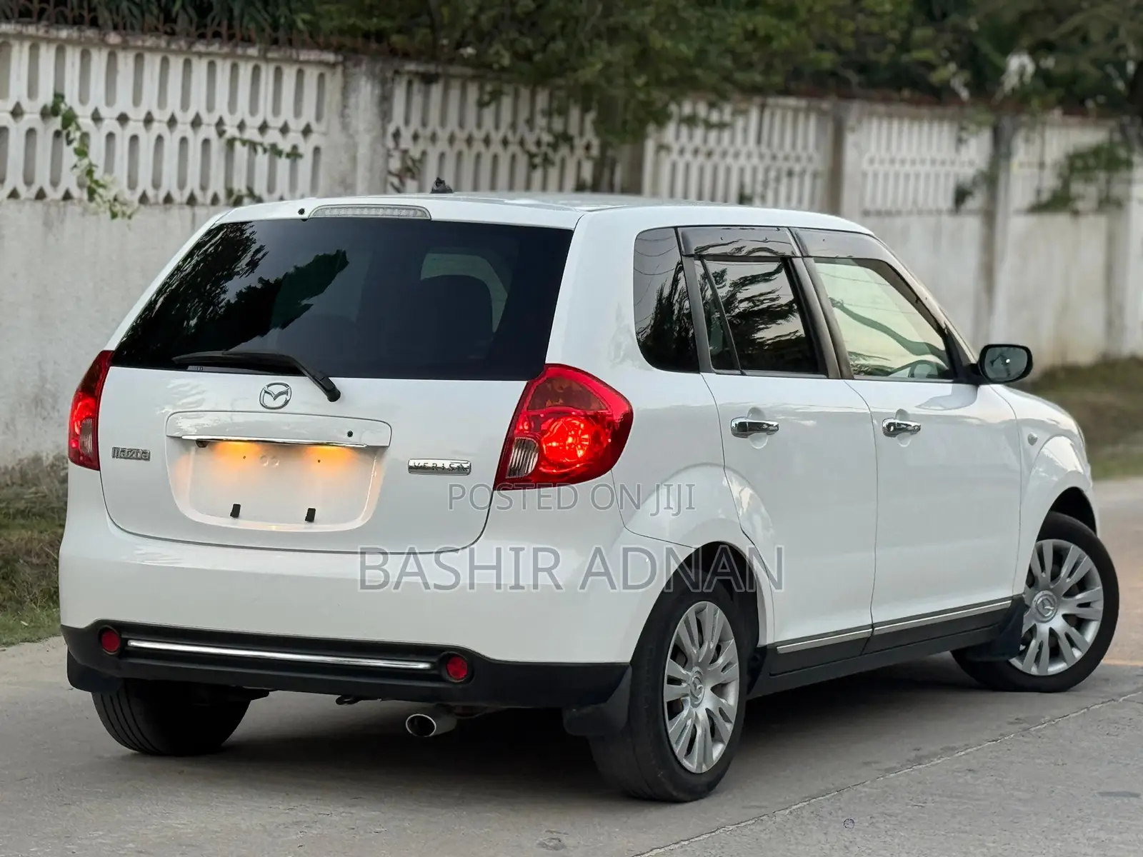 Mazda Verisa 2013 White