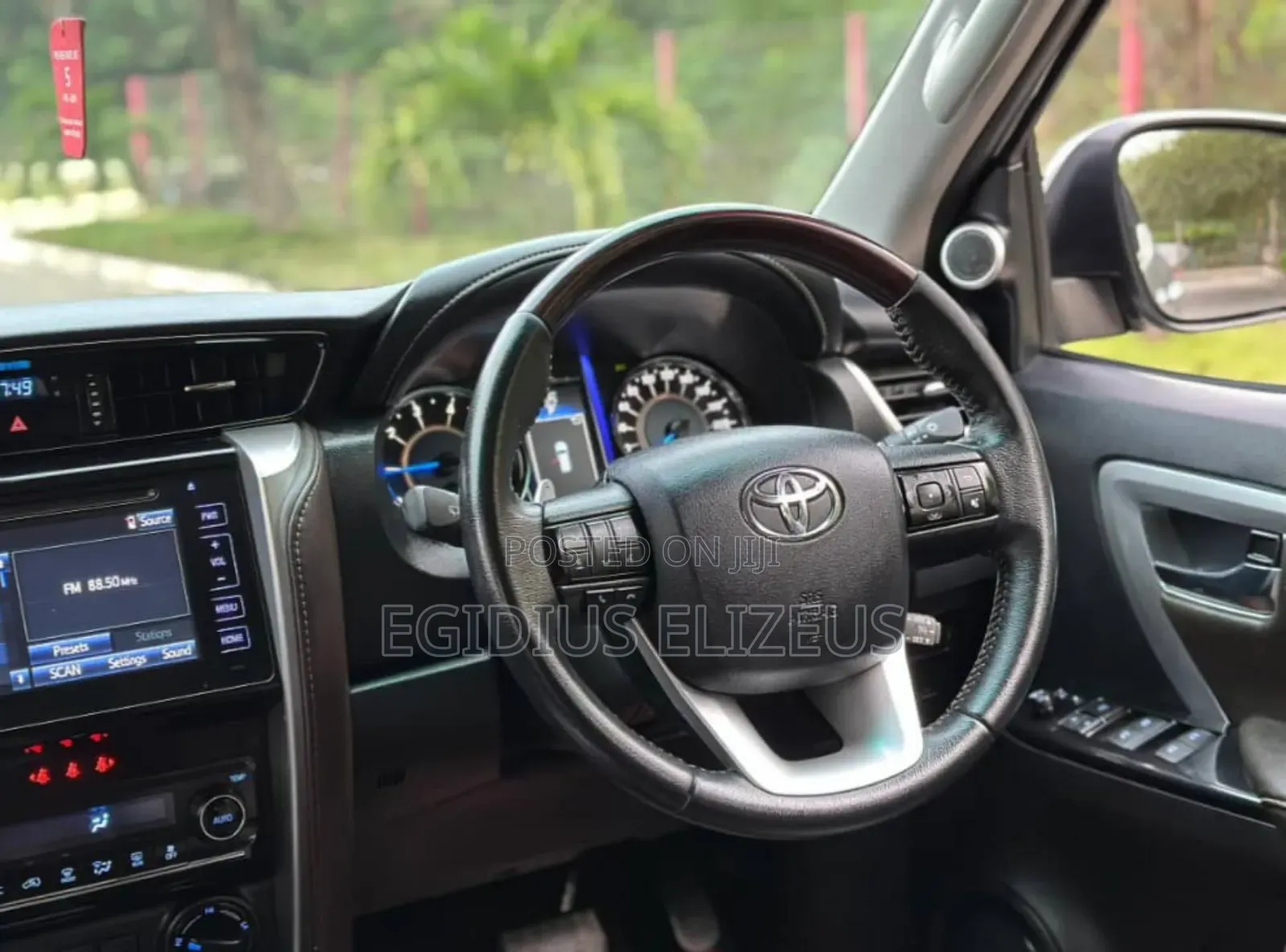 Toyota Fortuner 2018 Silver
