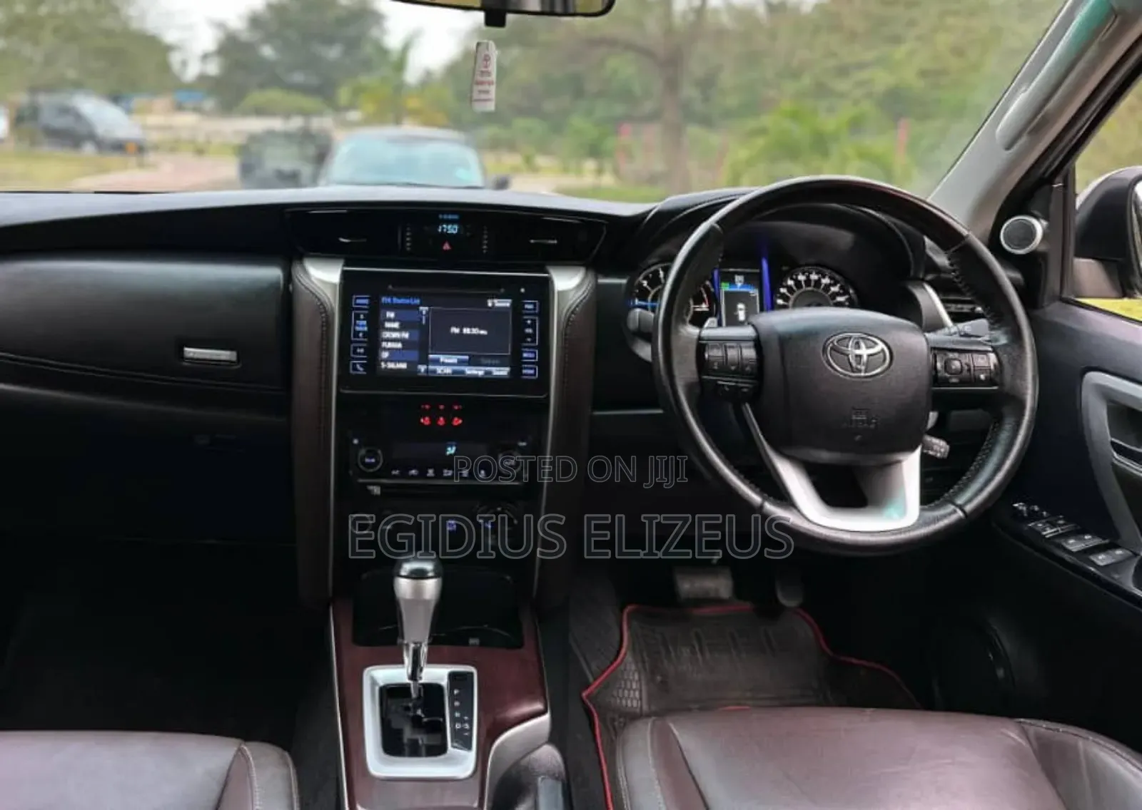 Toyota Fortuner 2018 Silver