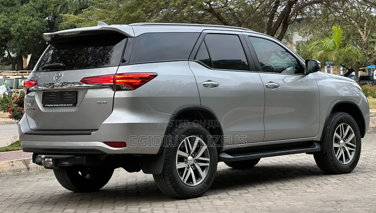 Toyota Fortuner 2018 Silver