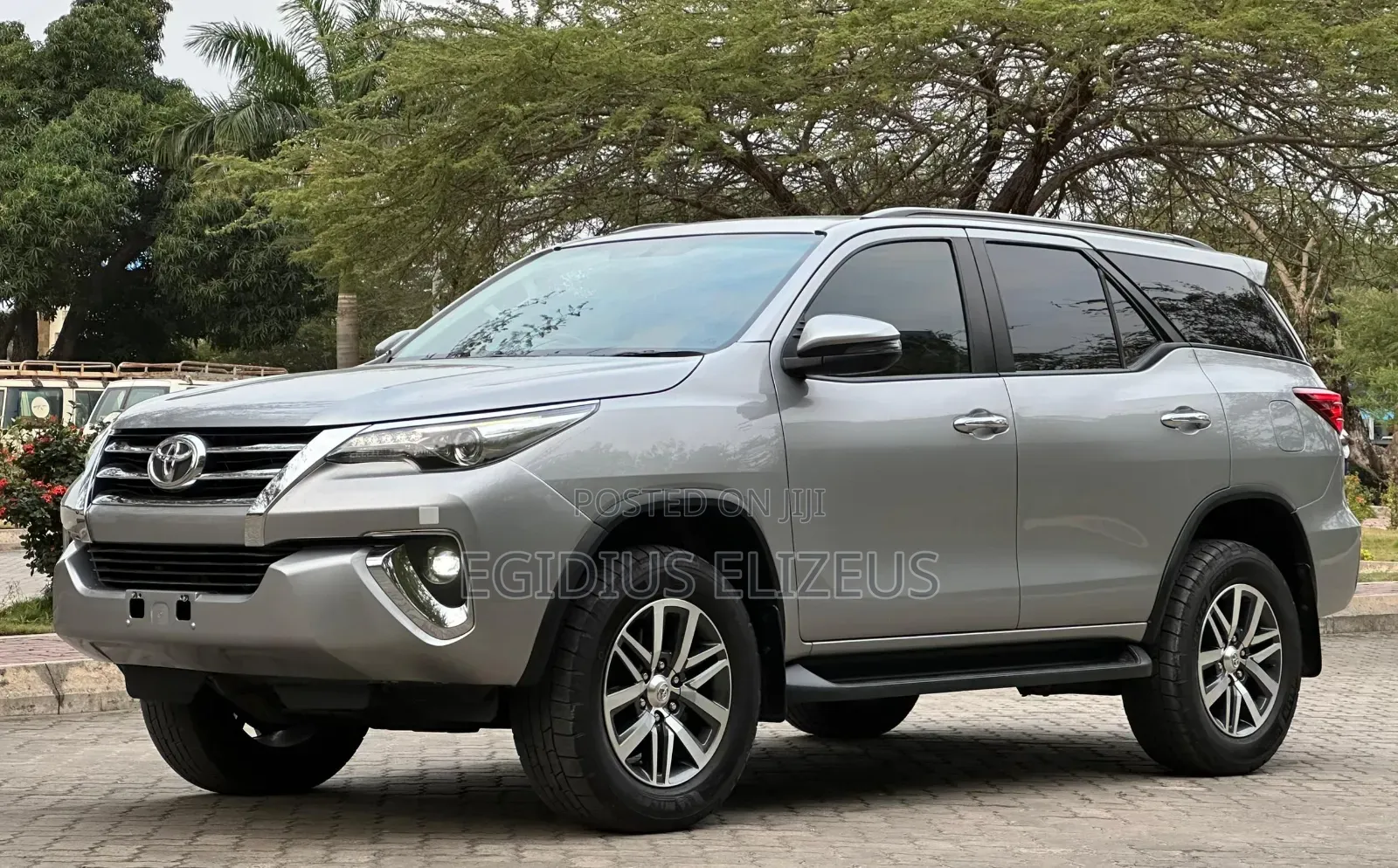 Toyota Fortuner 2018 Silver