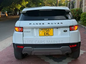 Car 2014 White