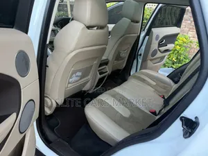 Car 2014 White