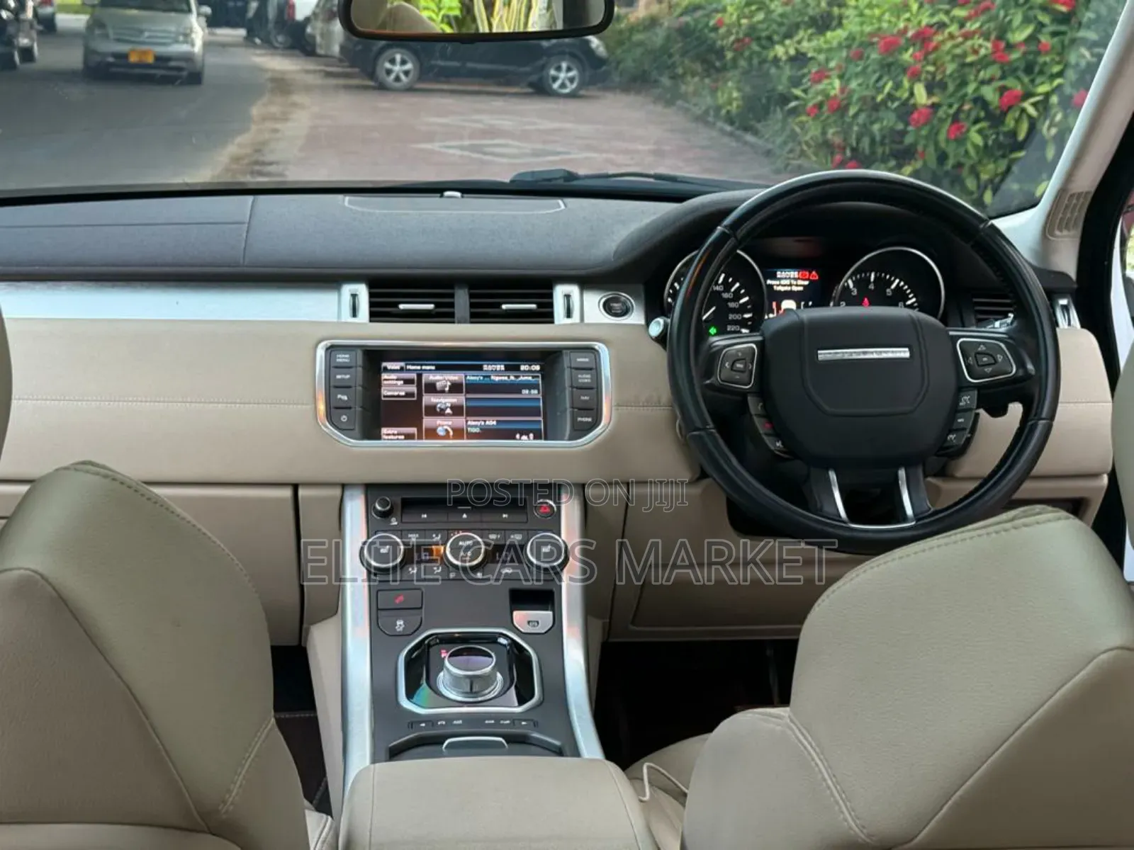 Car 2014 White