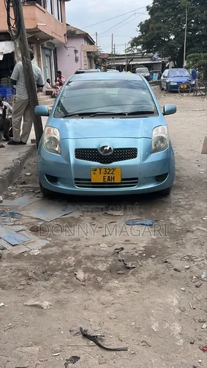 Toyota Vitz 1.3 FWD 5dr 2005 Blue