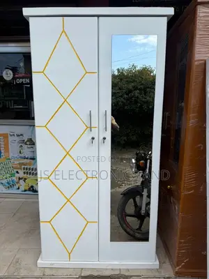 Kabati La Kisasa Milango 2 Lina Kioo Full Ni Jipya Kubwa.