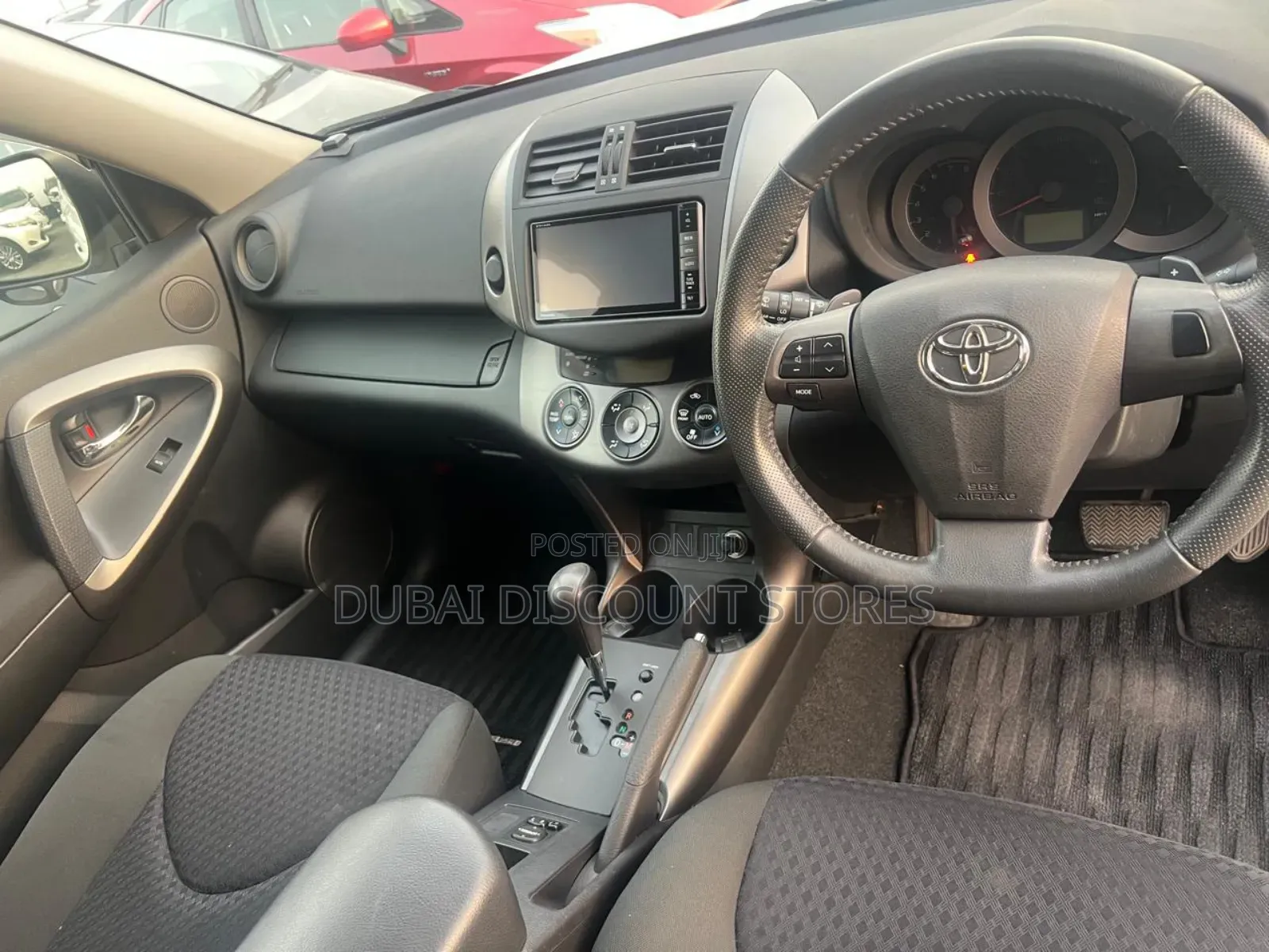 Toyota Vanguard 2011 White