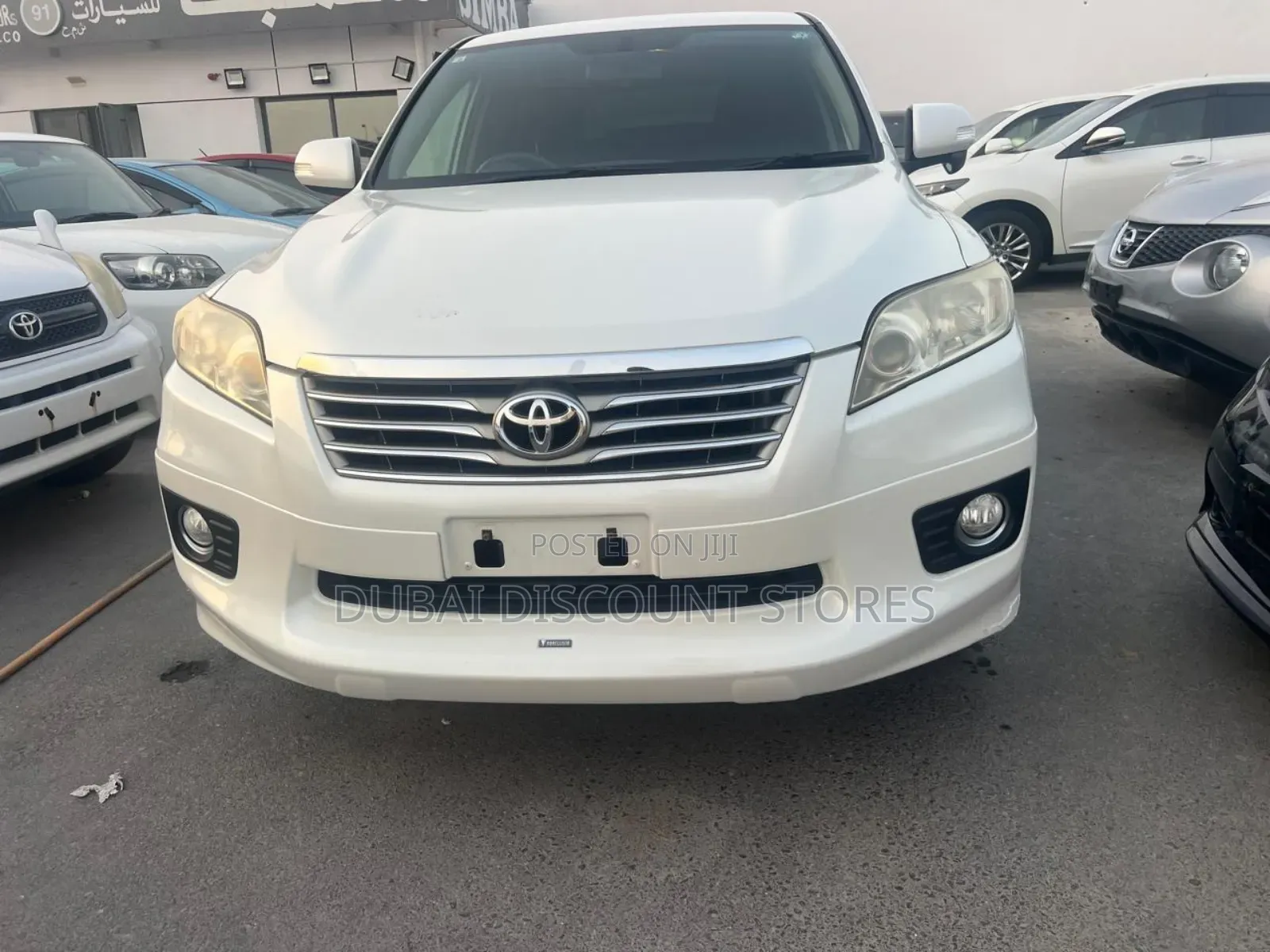 Toyota Vanguard 2011 White