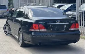 Toyota Crown 2005 Black