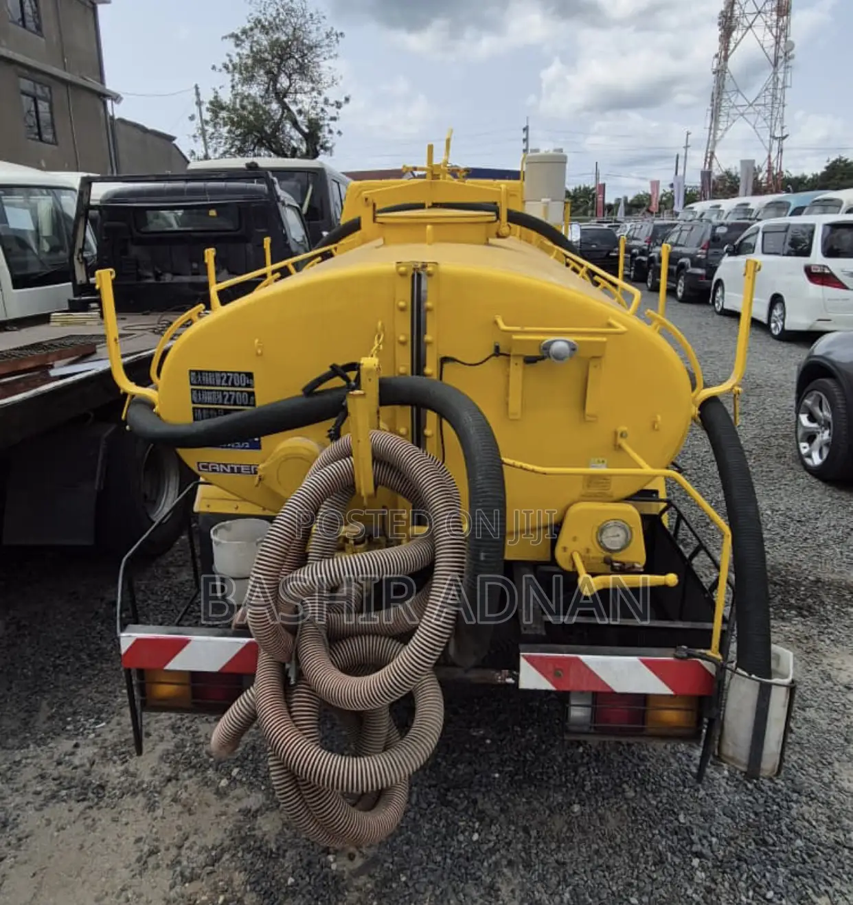 Mitsubishi Canter Water Bowser Tanker Truck Unregistered.
