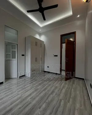 4bdrm House in Goba for sale
