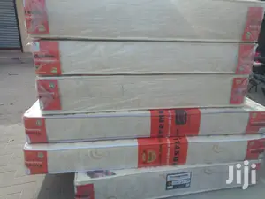 Godoor Bora Kabisa Africa Mashariki Tanfoam , Vita Supreme