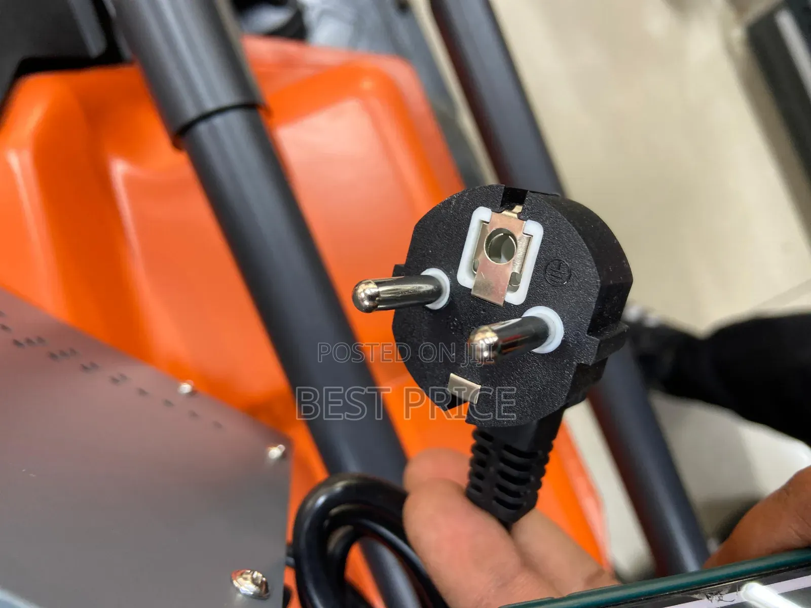 Shinever Automatic Voltage Regulator 2000va
