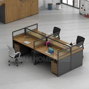 Executive Officer Work Station (4 Staffs)