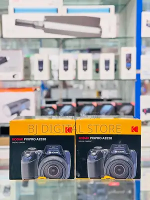 Kodak Pixpro Az528 Digital Camera (Black)