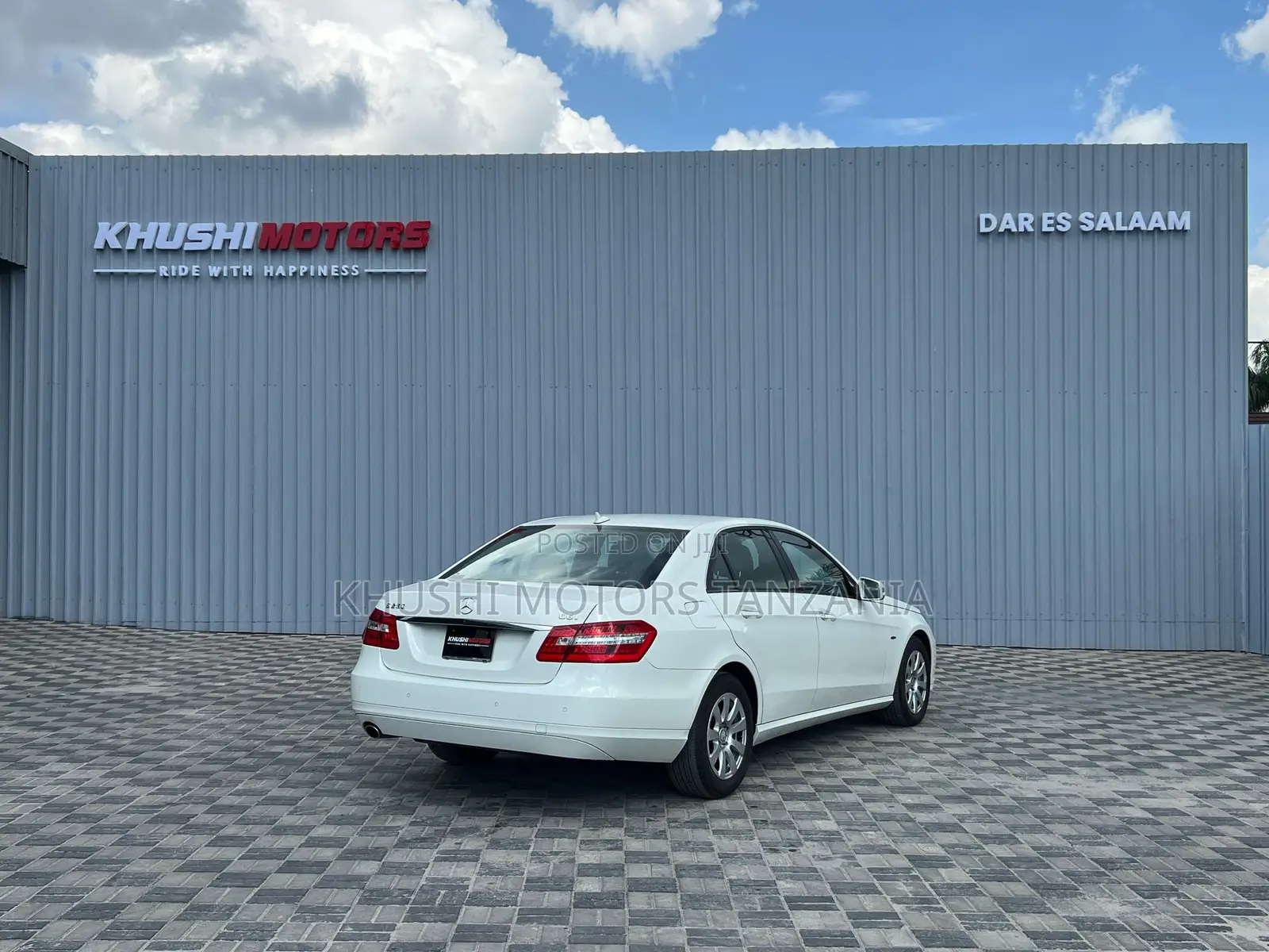 Mercedes-Benz E250 2009 White