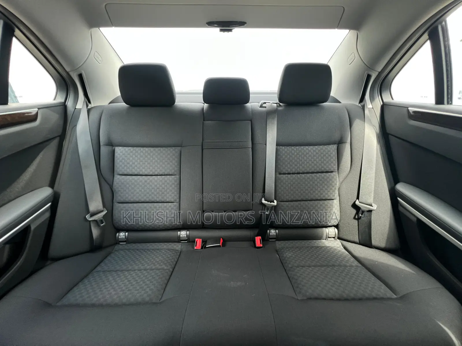 Mercedes-Benz E250 2009 White