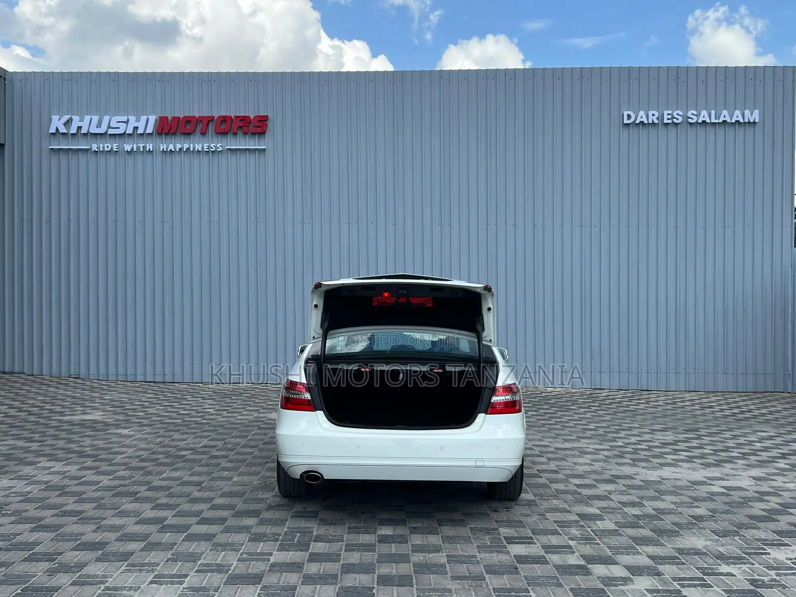 Mercedes-Benz E250 2009 White