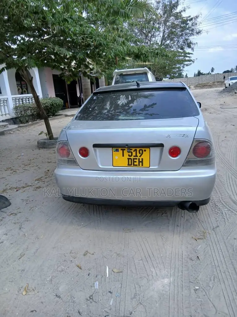 Toyota Altezza 2004 Silver