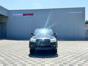Toyota Fortuner 2005 Black