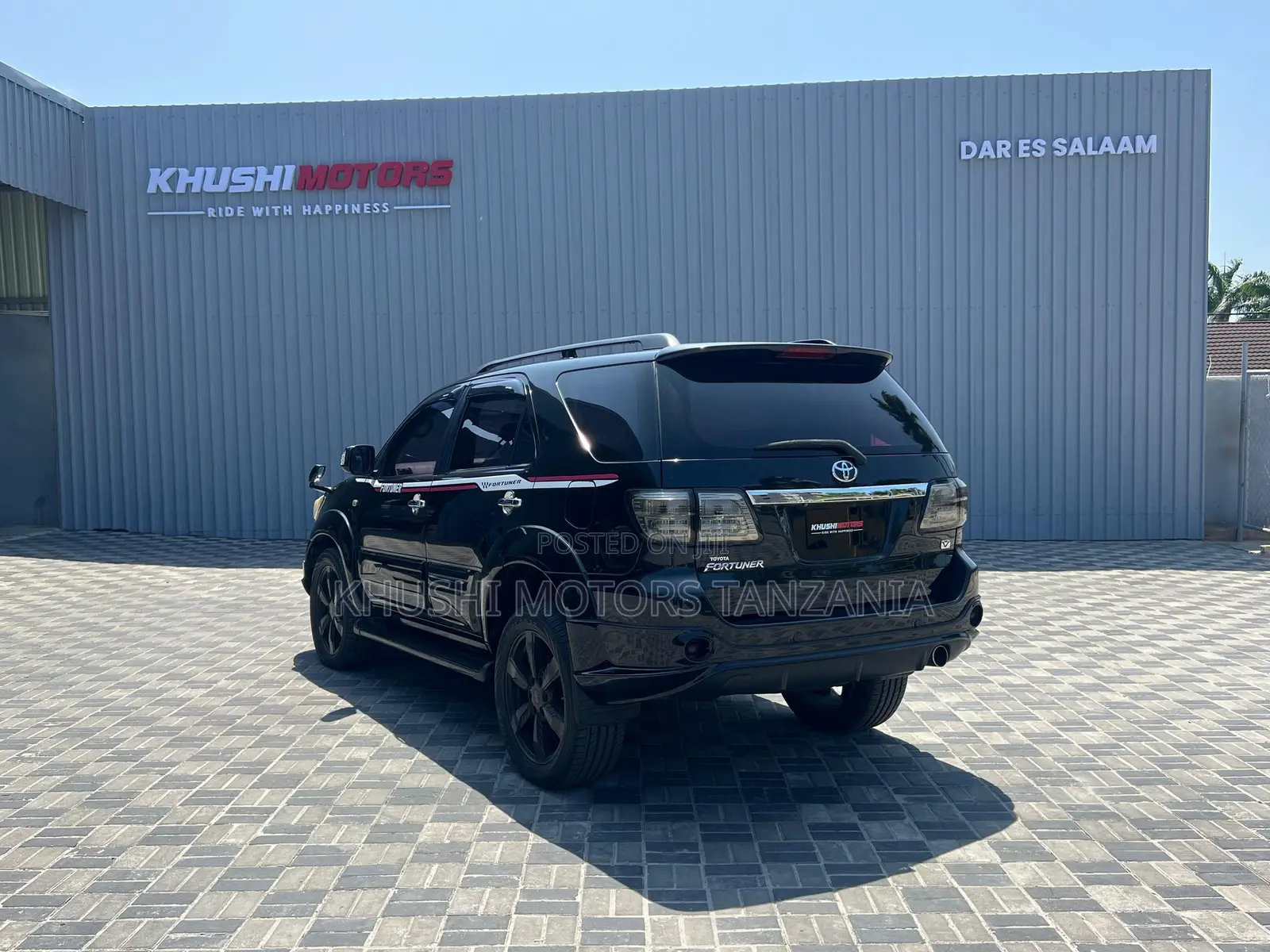 Toyota Fortuner 2005 Black