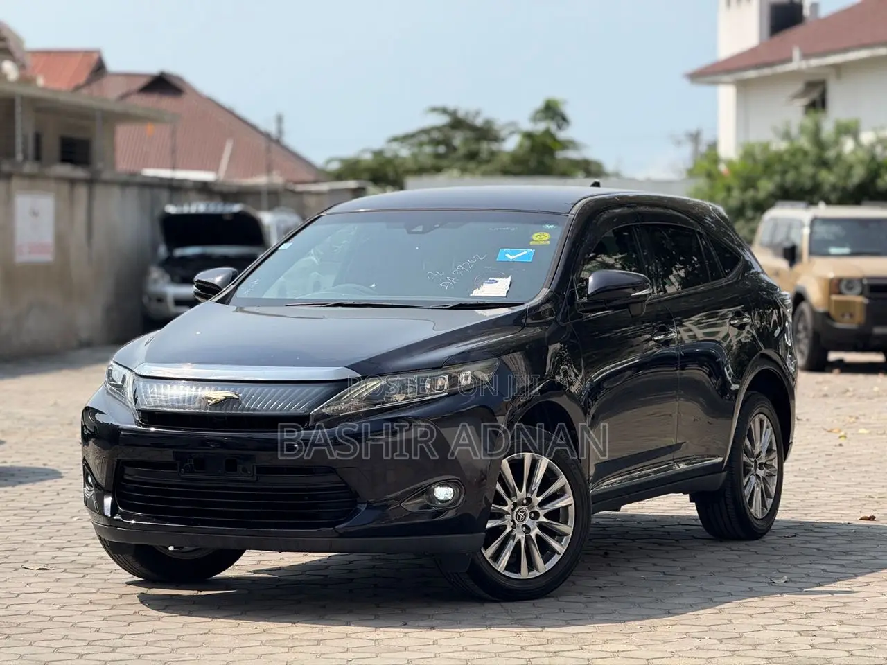 Toyota Harrier 2.0 2015 Purple