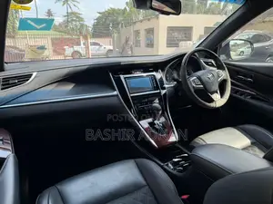Toyota Harrier 2.0 2015 Purple