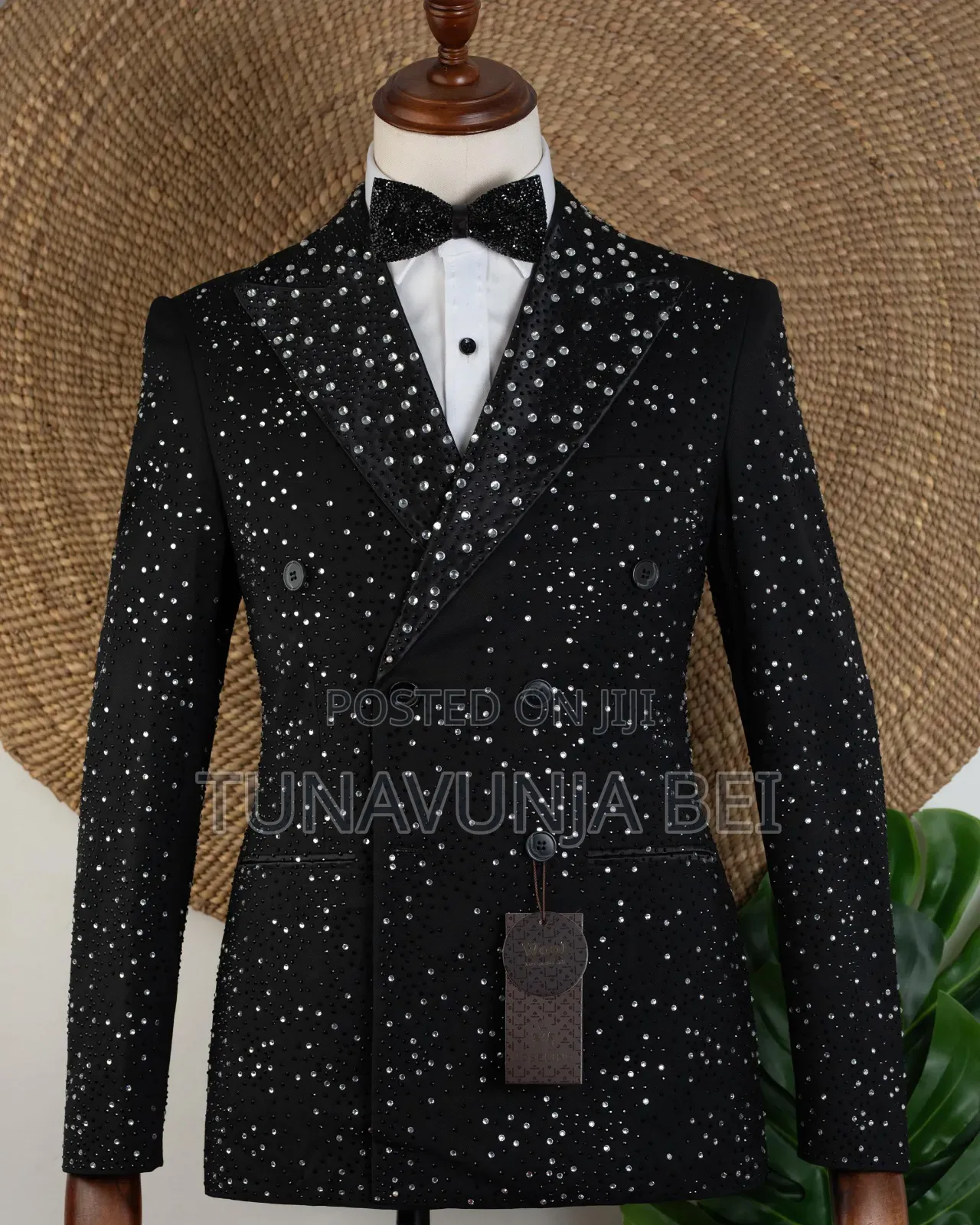 Wedding Suit / Stones Material