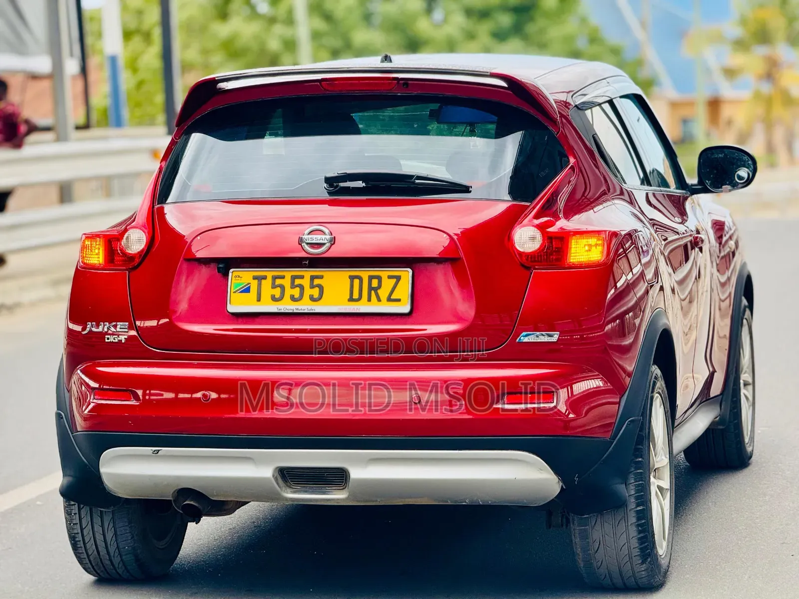 Nissan Juke 2011 Red
