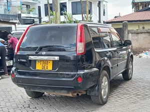 Nissan X-Trail 2004 Black
