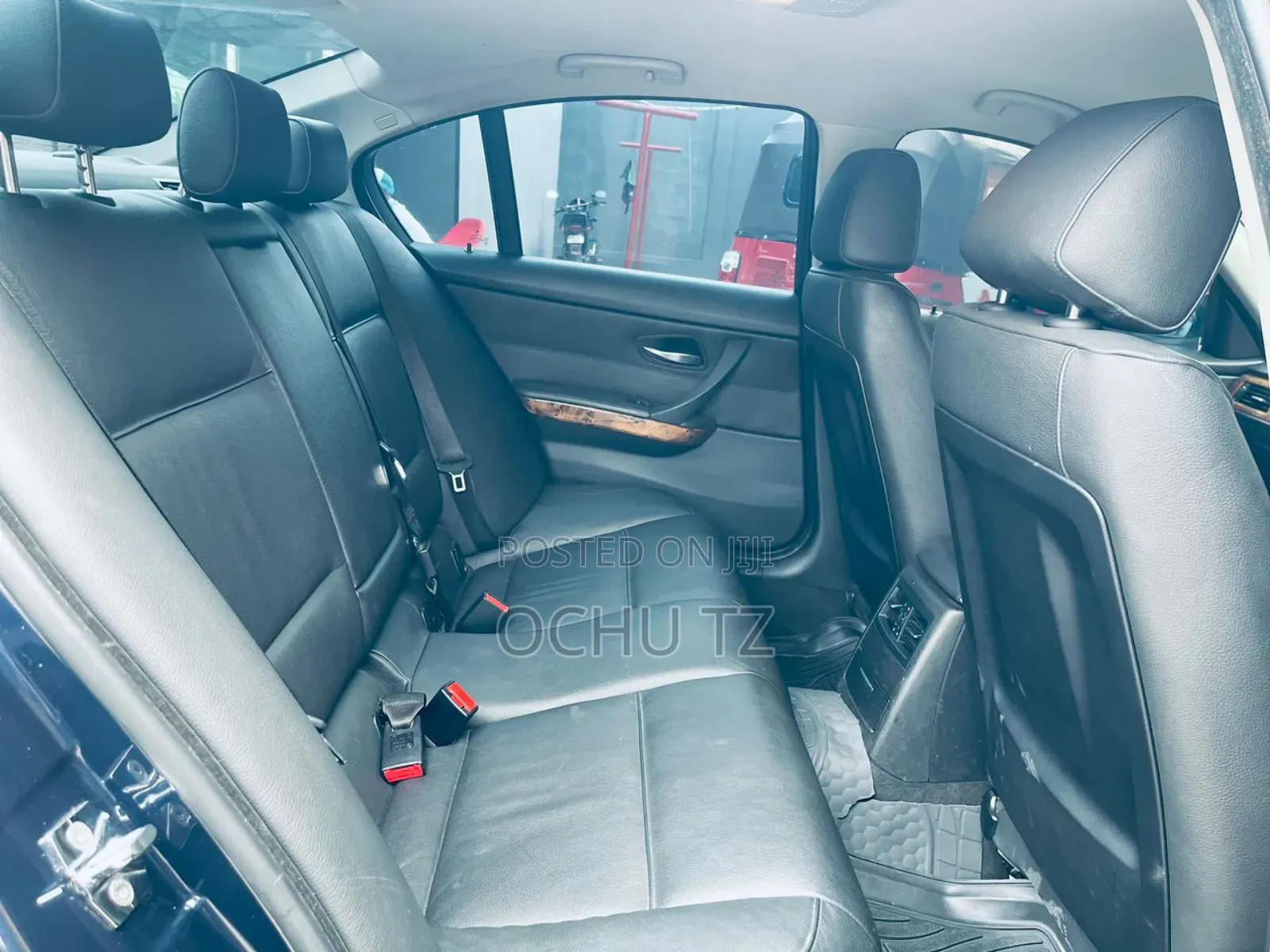 BMW 3 Series 2010 Black
