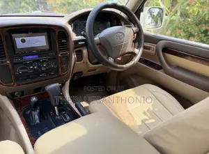 Toyota Land Cruiser 2001 Pearl