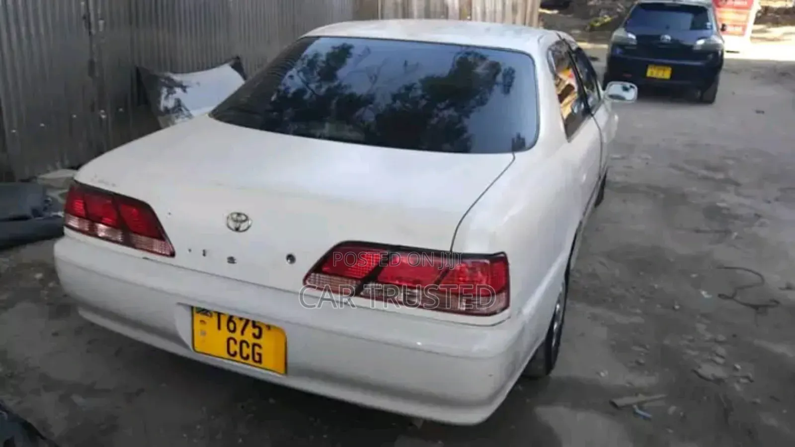 Toyota Cresta 2001 White