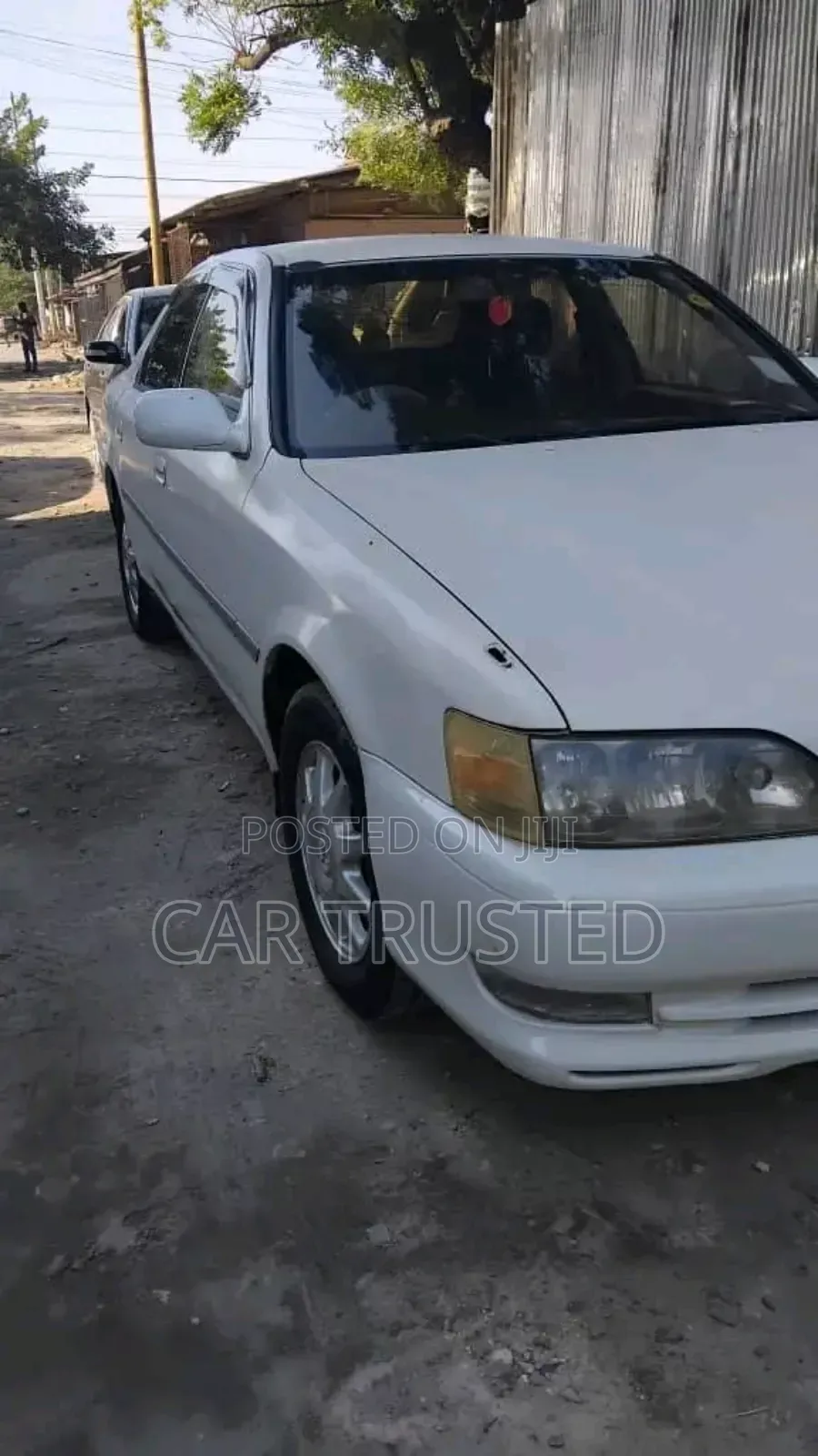 Toyota Cresta 2001 White