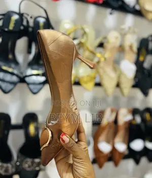 Heels Viatu Vikali