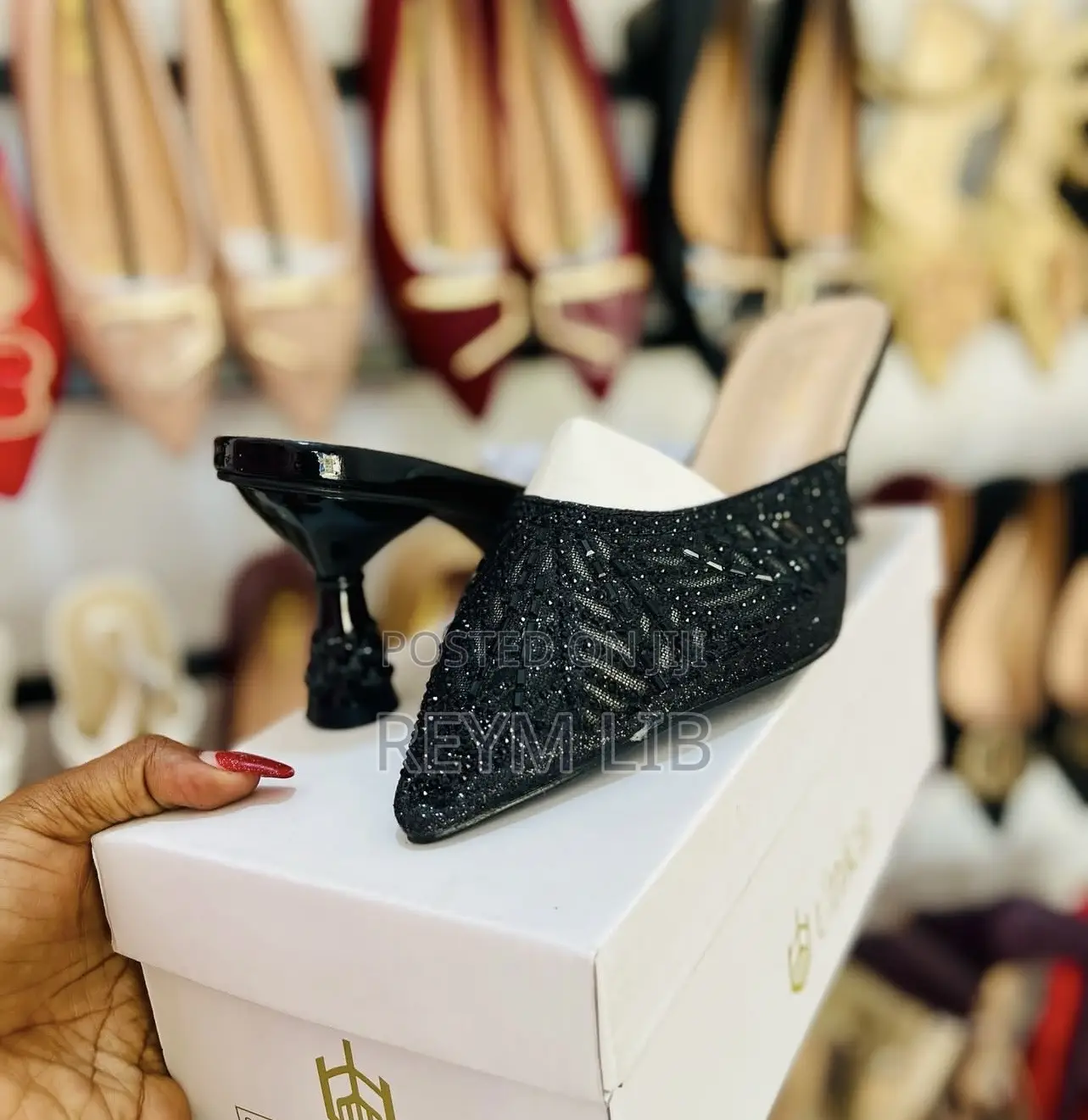Heels Viatu Vikali