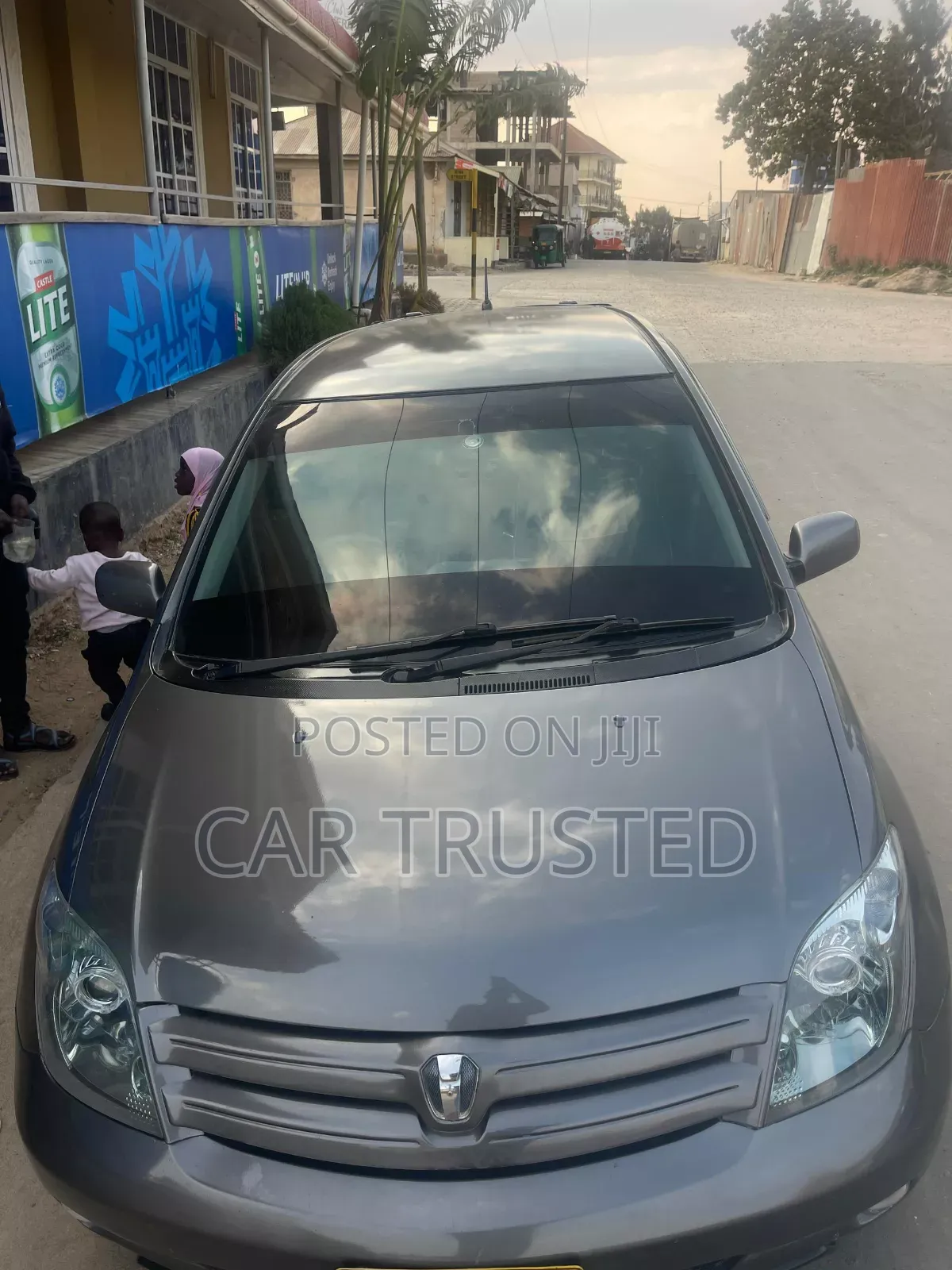 Toyota IST 2004 Gray