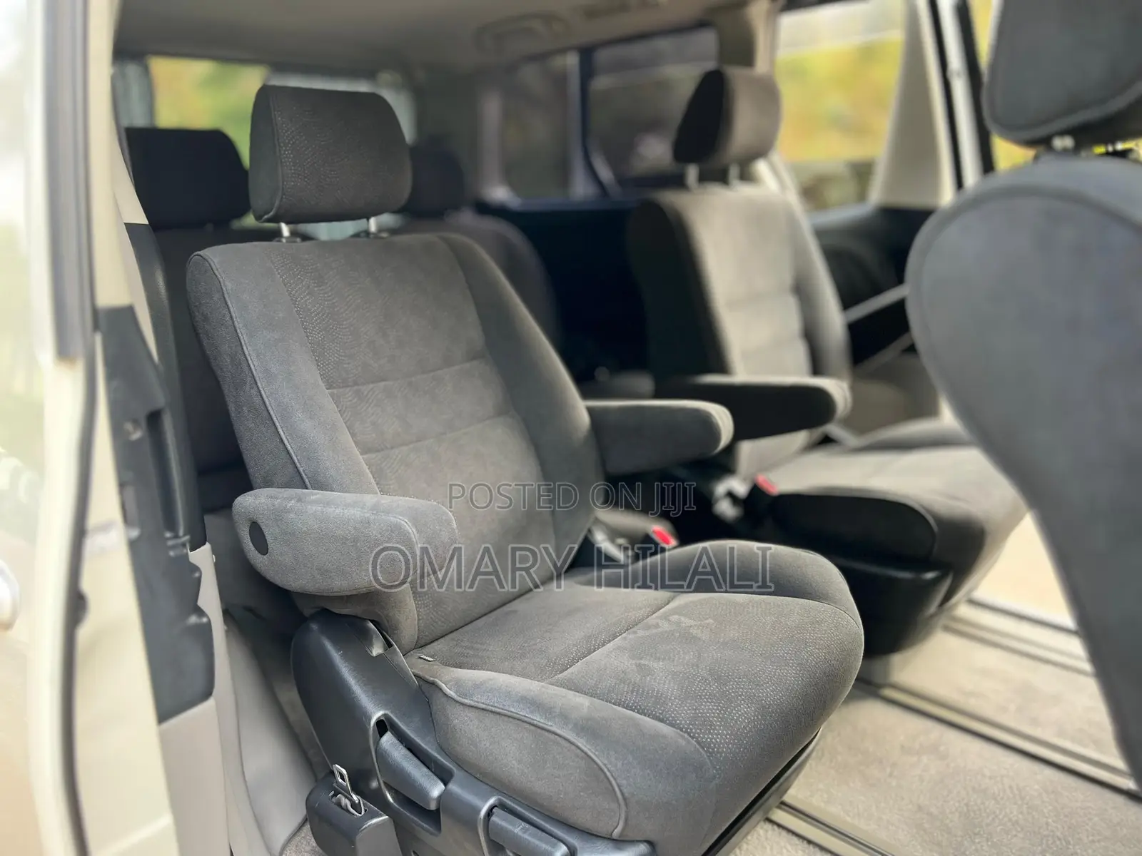 Toyota Alphard 2006 White