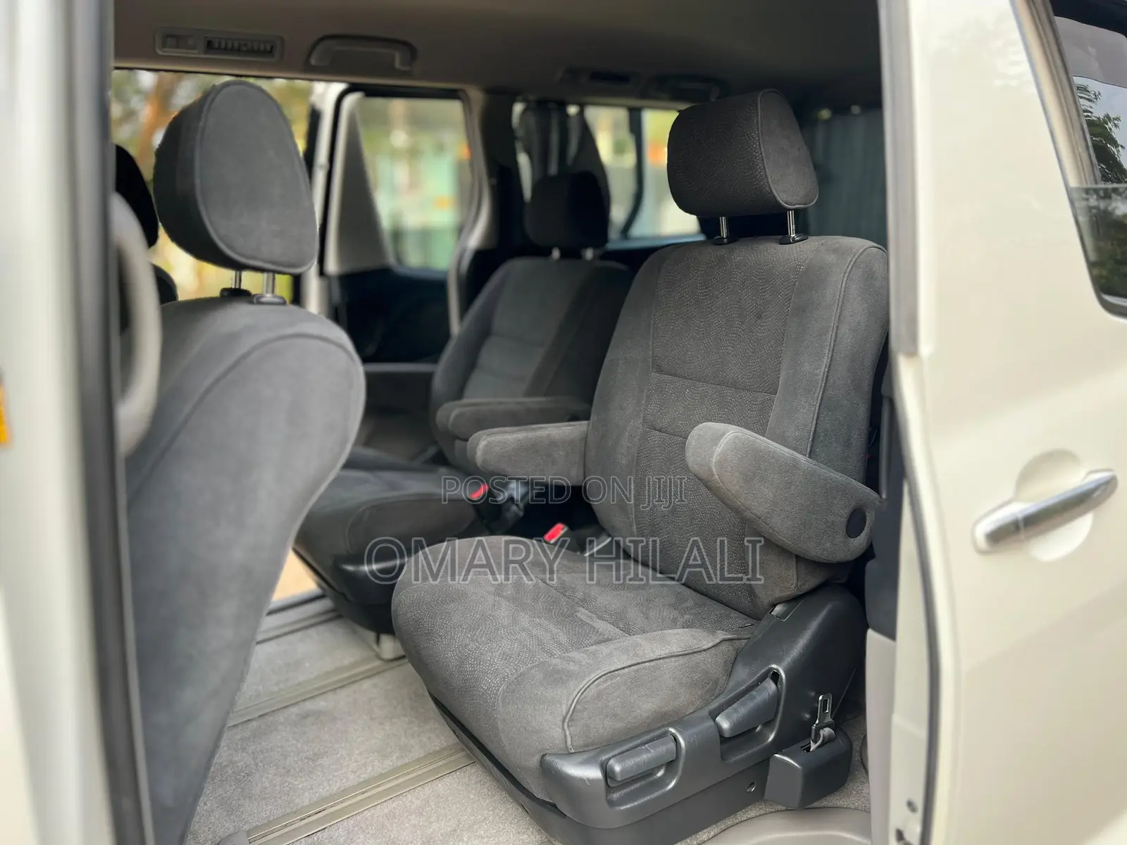 Toyota Alphard 2006 White