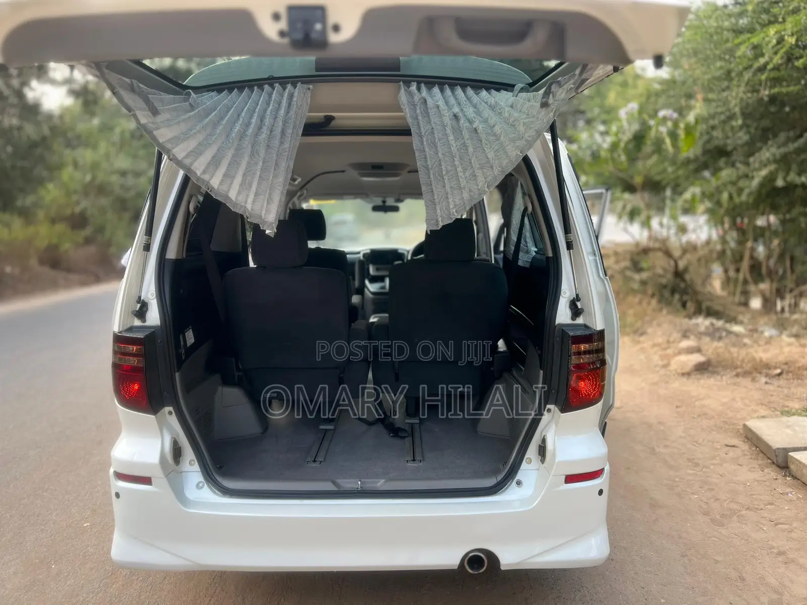 Toyota Alphard 2006 White