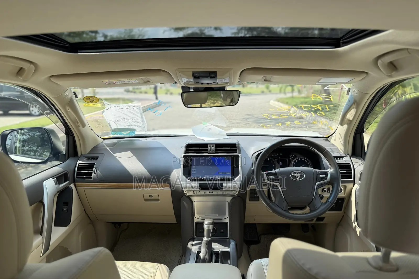 Toyota Land Cruiser Prado 2022 Off white