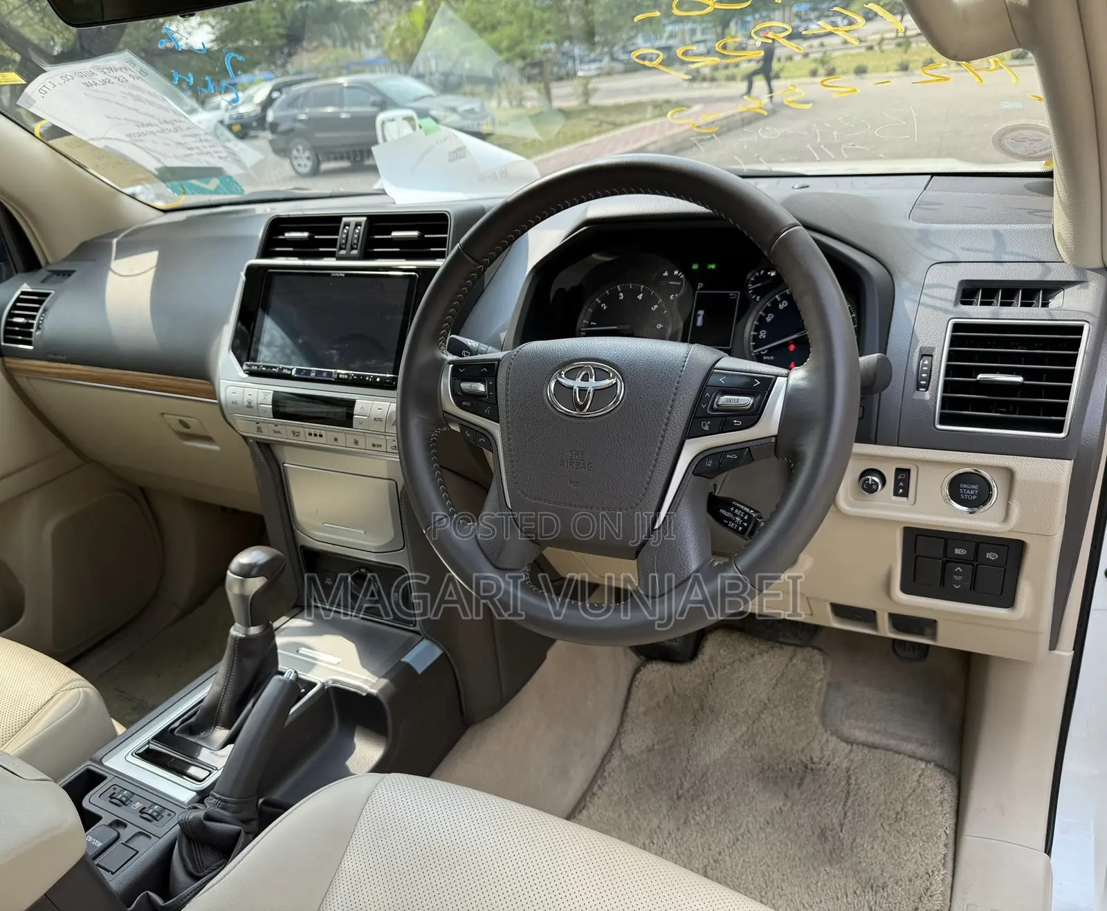 Toyota HiAce 2005 Grey