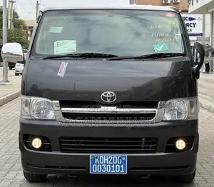 Toyota HiAce 2005 Black