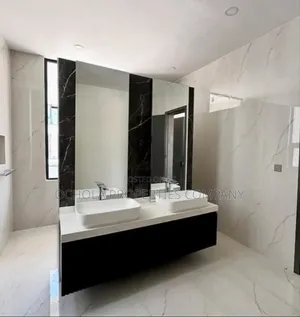 Furnished 5bdrm Villa in Masaki for rent