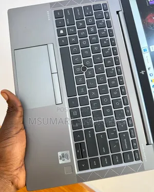 Laptop HP ZBook Firefly 14 G7 16GB Intel Core I5 SSD 256GB