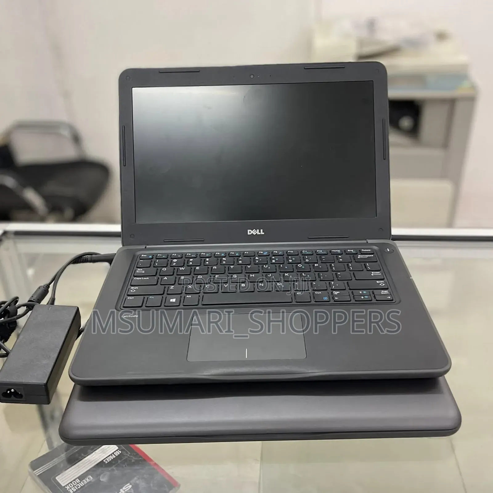 Laptop Dell Latitude 3380 4GB Intel Core I3 HDD 500GB