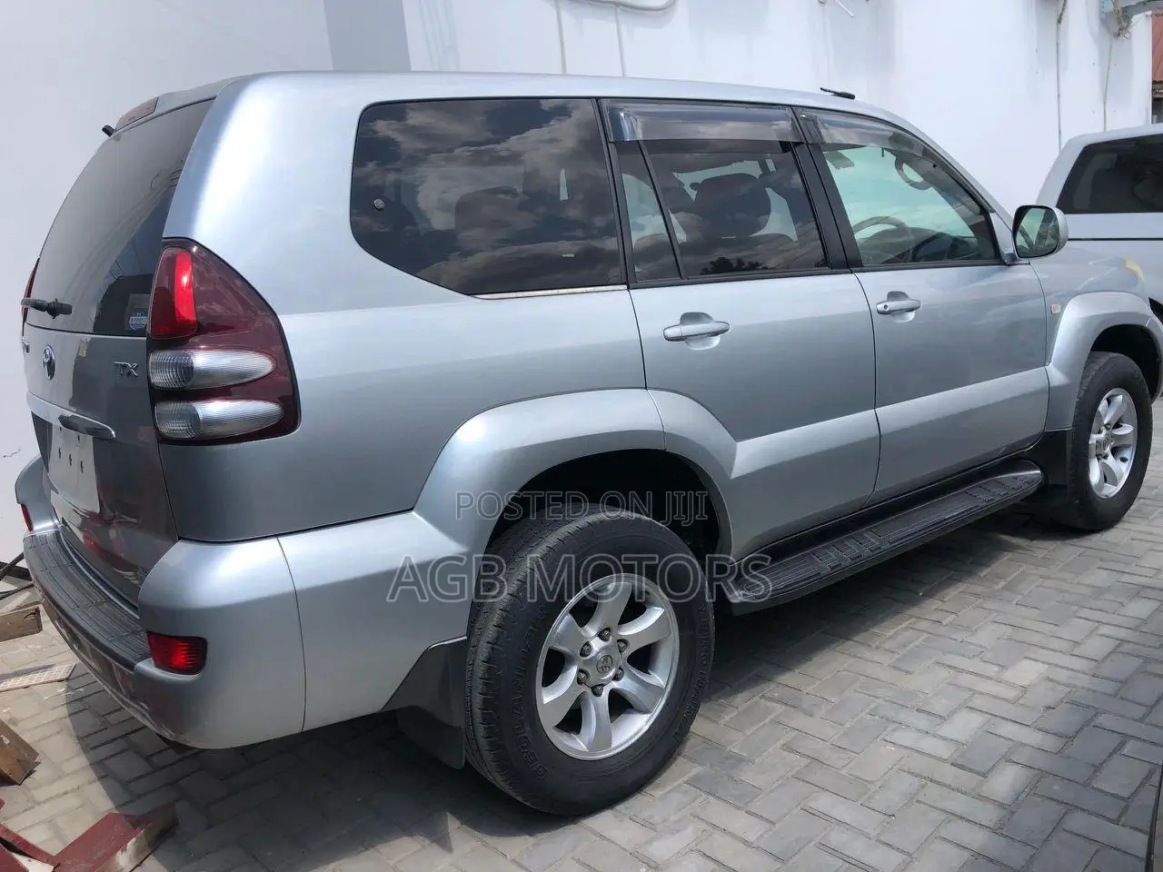 Toyota Land Cruiser Prado 2005 Silver