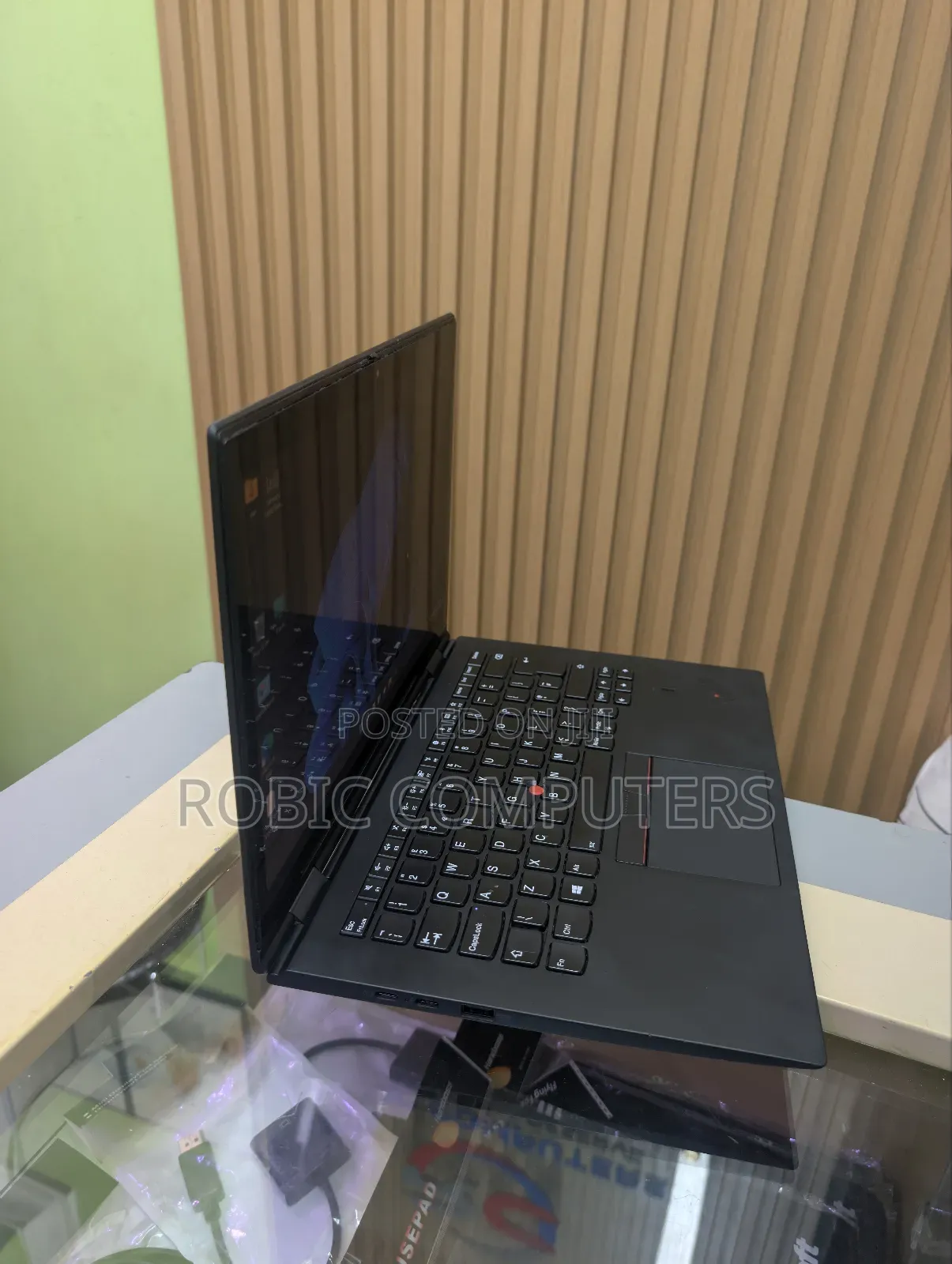 Laptop Lenovo Thinkpad X1 Yoga 16GB Intel Core I7 SSD 250GB