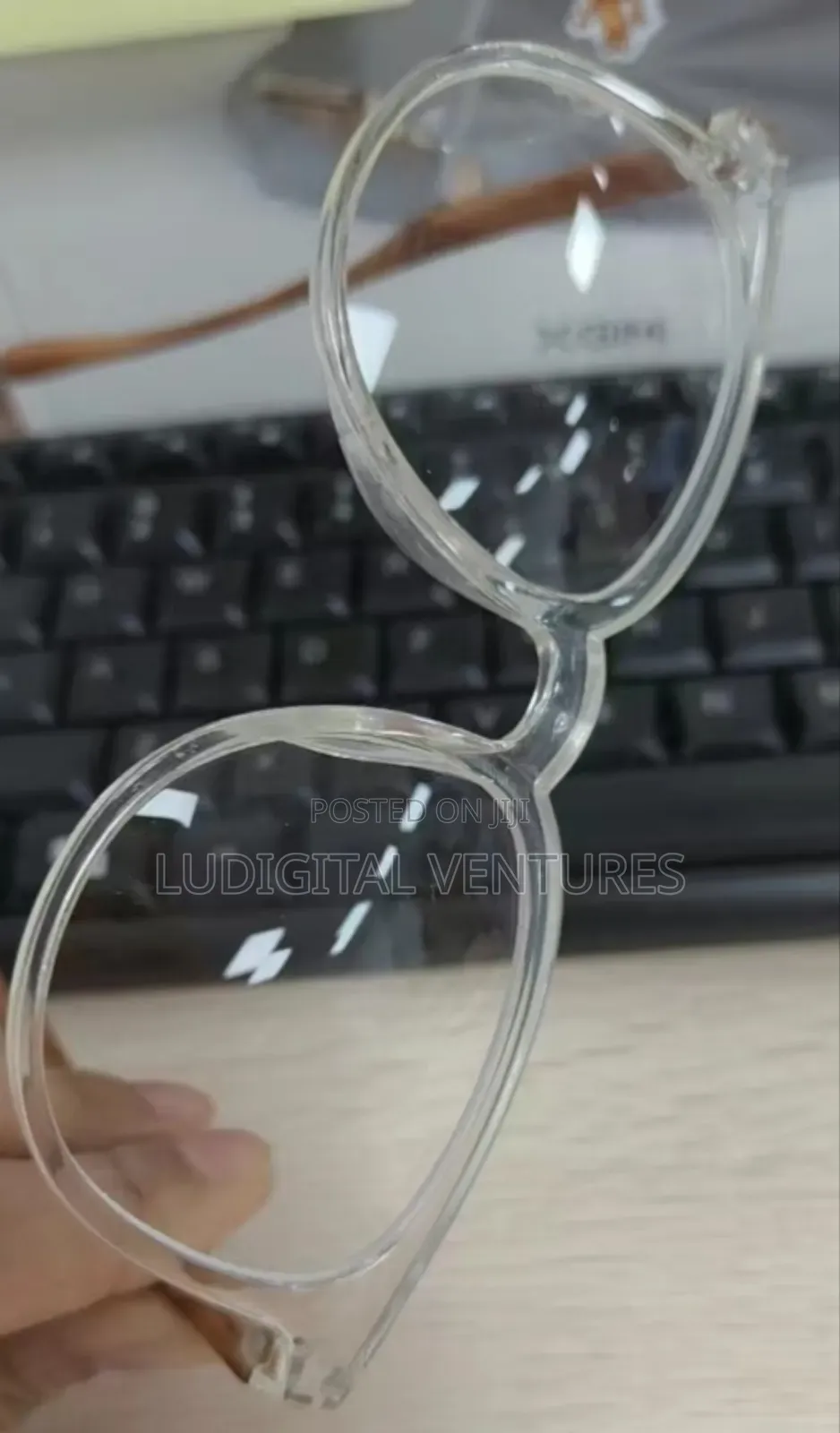 Wood Grain Glasses Frame Design Anti-Blue
Light Flat Optical Frame